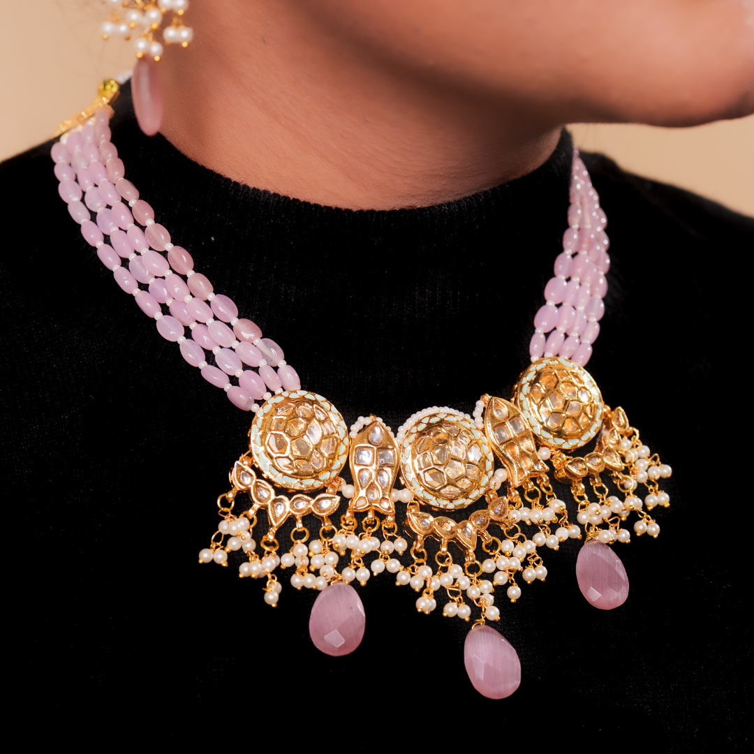 Elegant Pastel Pink Beaded Kundan Necklace Set