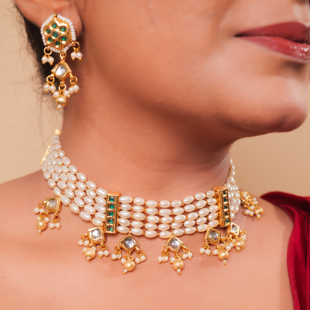 Elegant Pearl and Kundan Choker Necklace Set