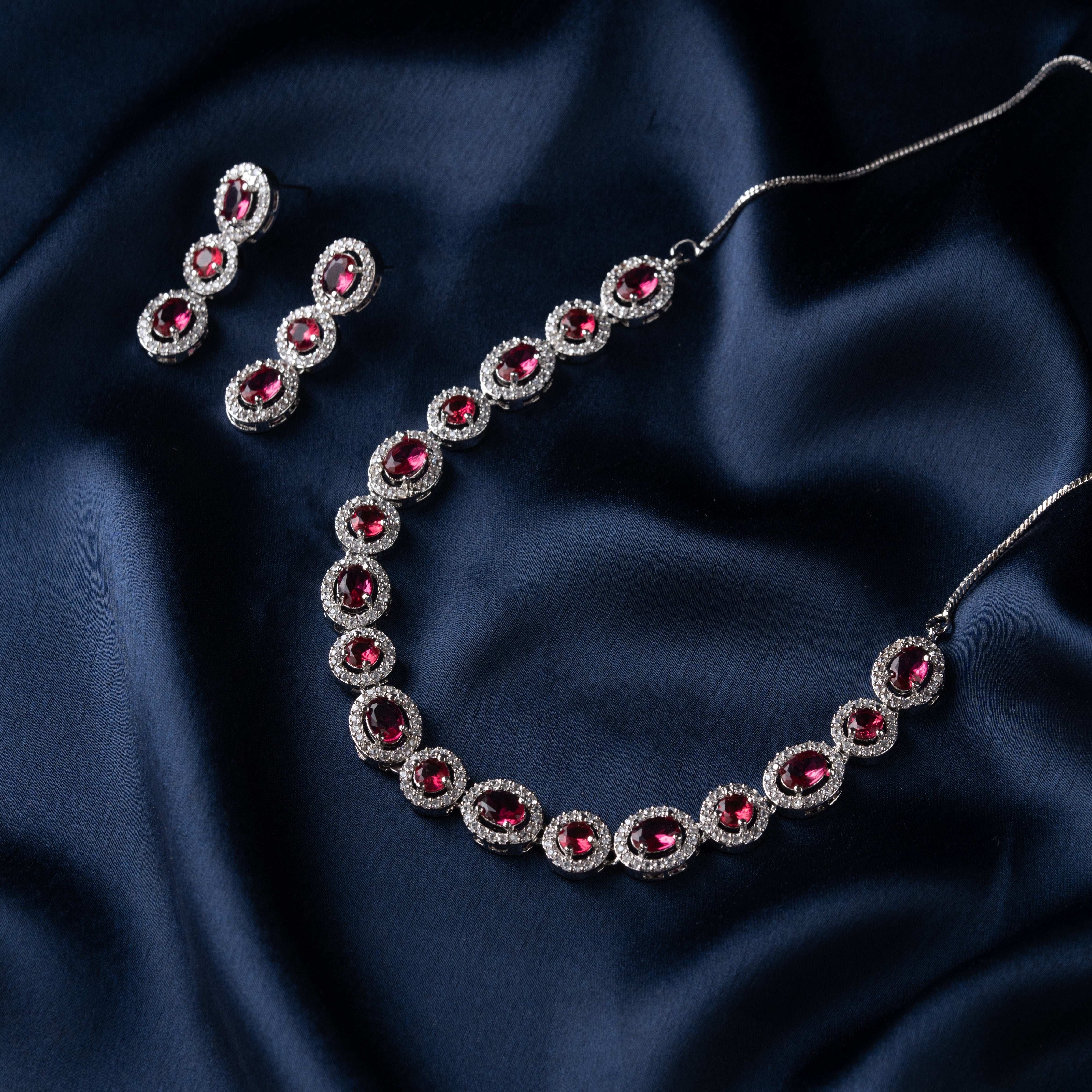 Scarlet Elegance Necklace Set