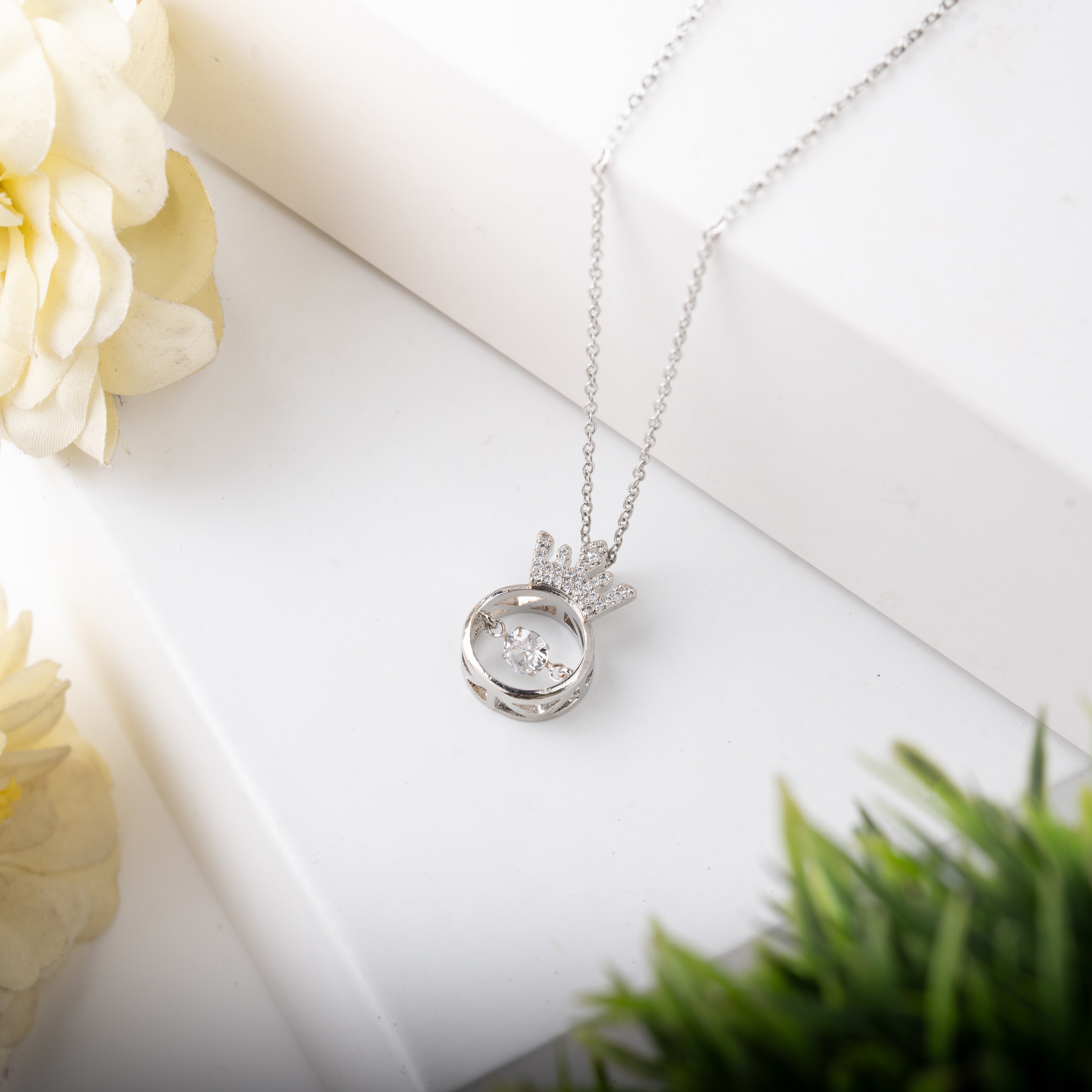 Crown Circle Pendant Necklace