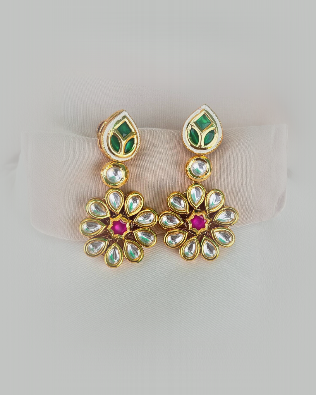Asteya : Gold Plated Kundan Necklace Set