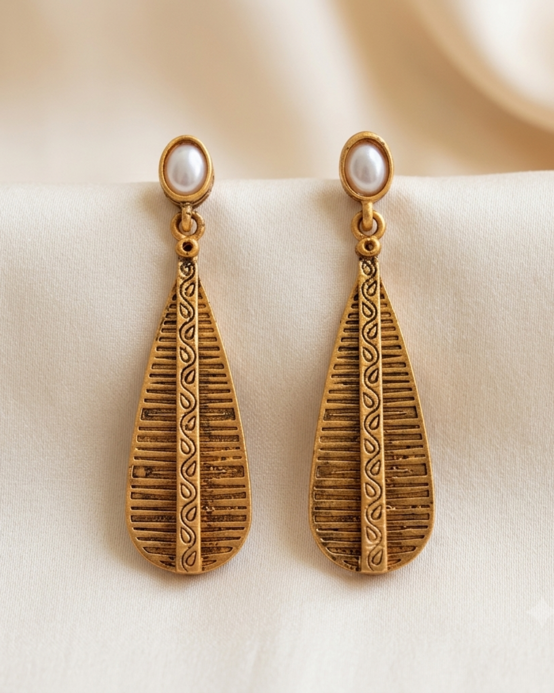 Vana : Brass Earrings