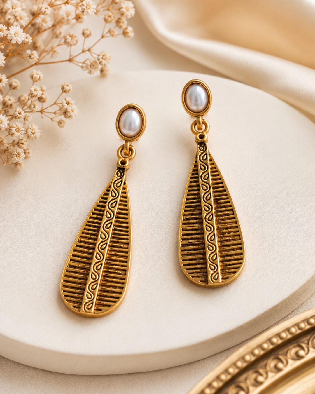 Vana : Brass Earrings