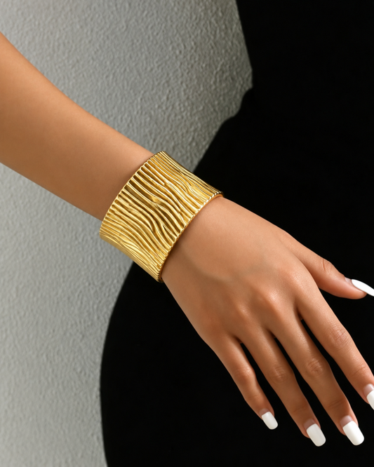 Bella : Gold Plated Textured Openable Cuff