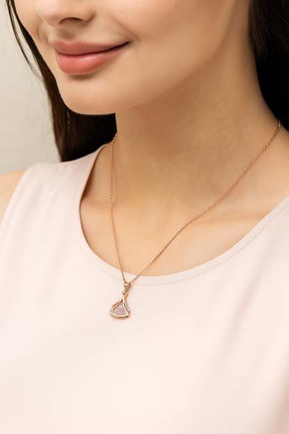 Elegant Fan : Anti Tarnish Pendant
