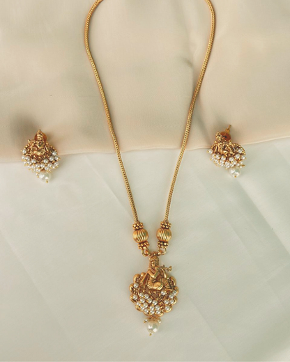 Murli : Gold Plated Moti Pendant Set