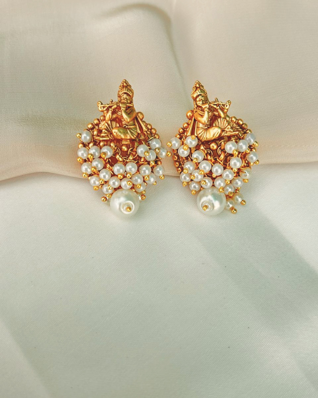 Murli : Gold Plated Moti Pendant Set