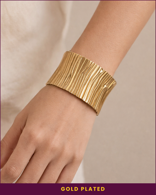 Bella : Gold Plated Textured Openable Cuff
