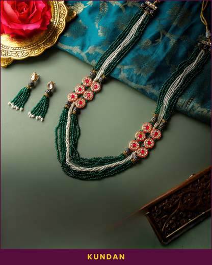 Anabia : Kundan Moti Necklace Set