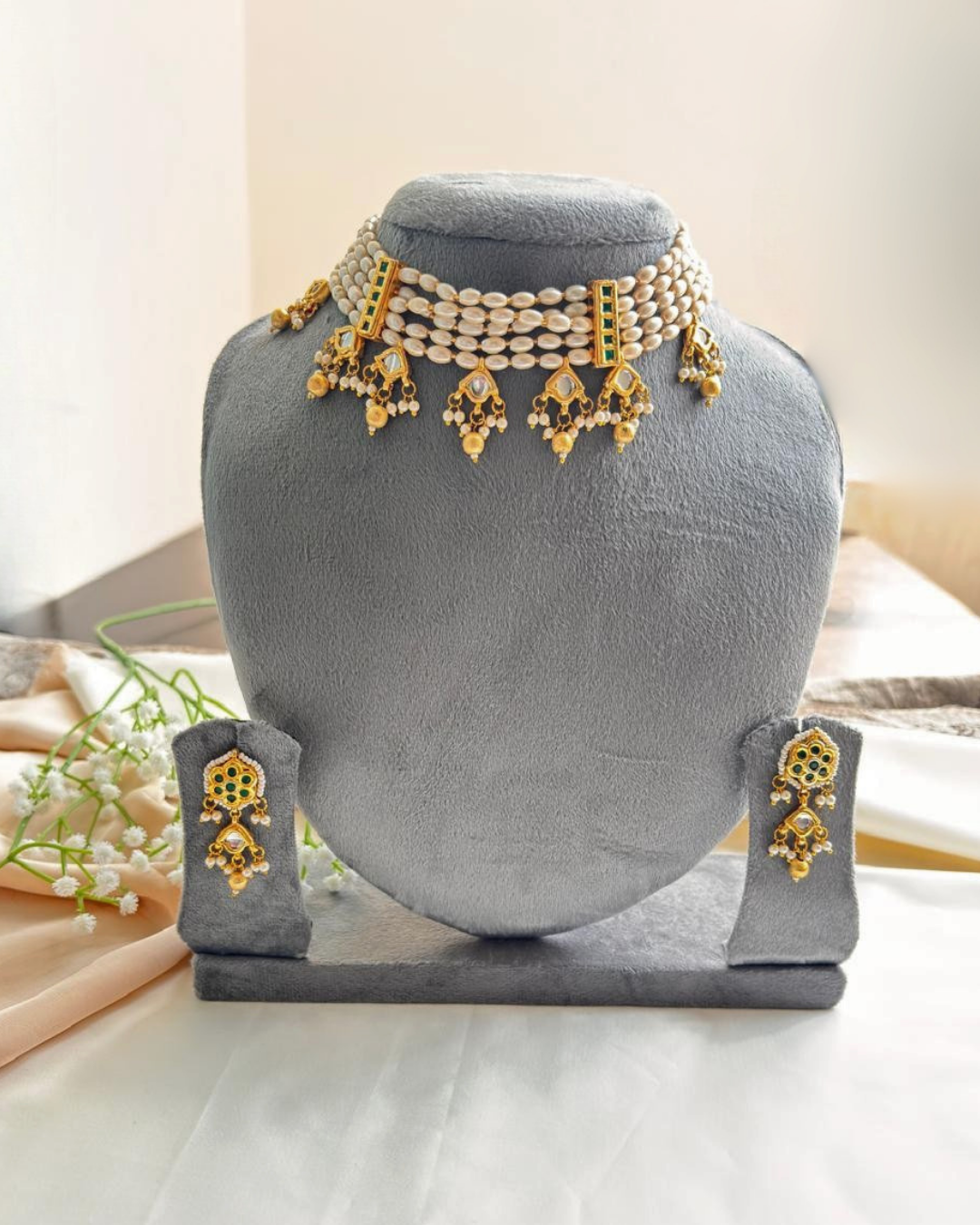 Noor : Pearl Necklace Set