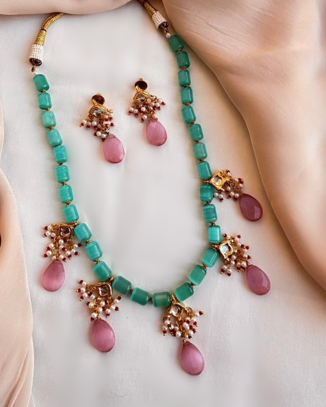 Mayra : Kundan Necklace Set