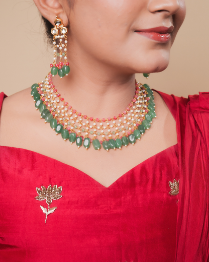 Devika : Kundan Necklace Set