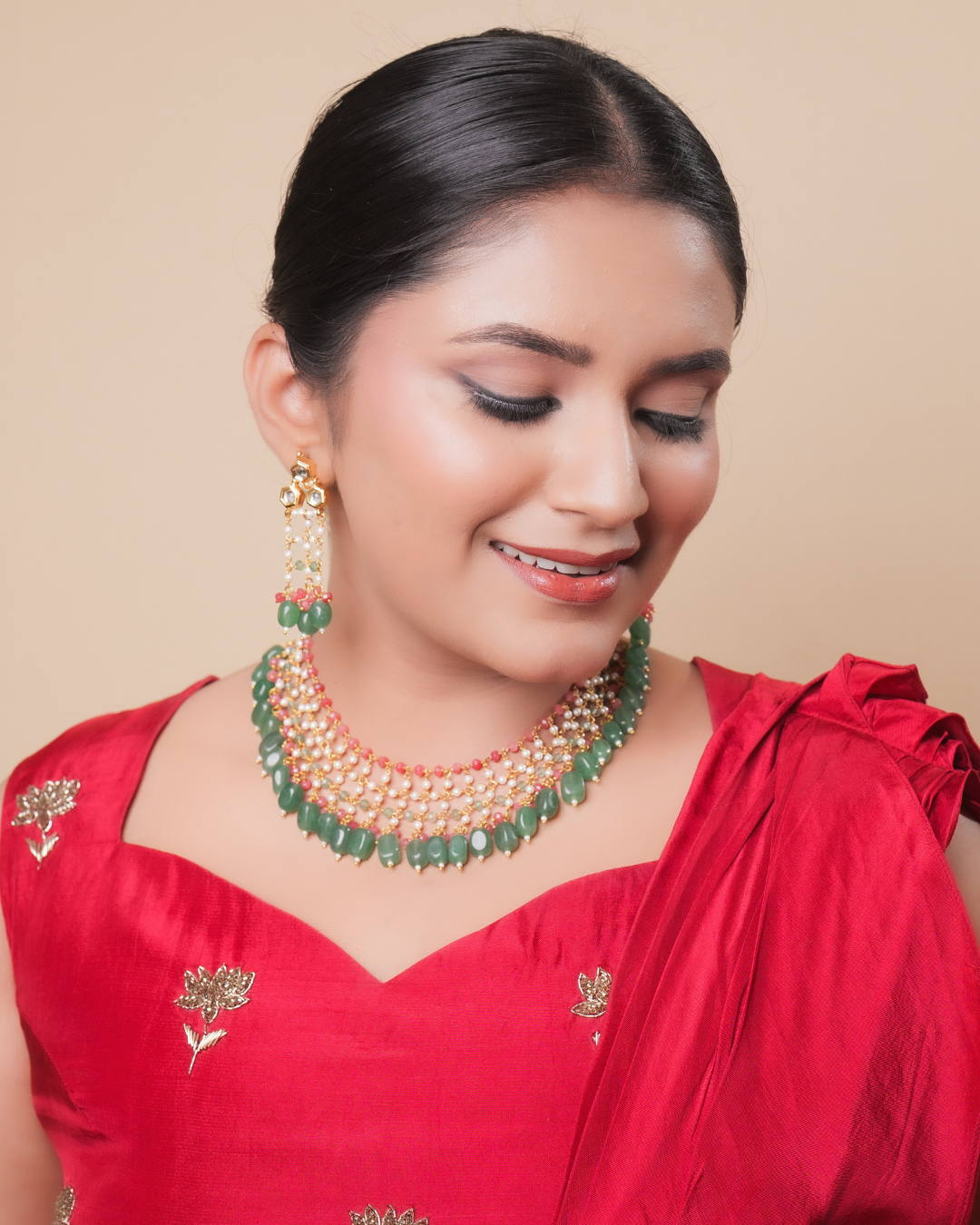 Devika : Kundan Necklace Set