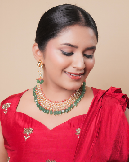 Devika : Kundan Necklace Set