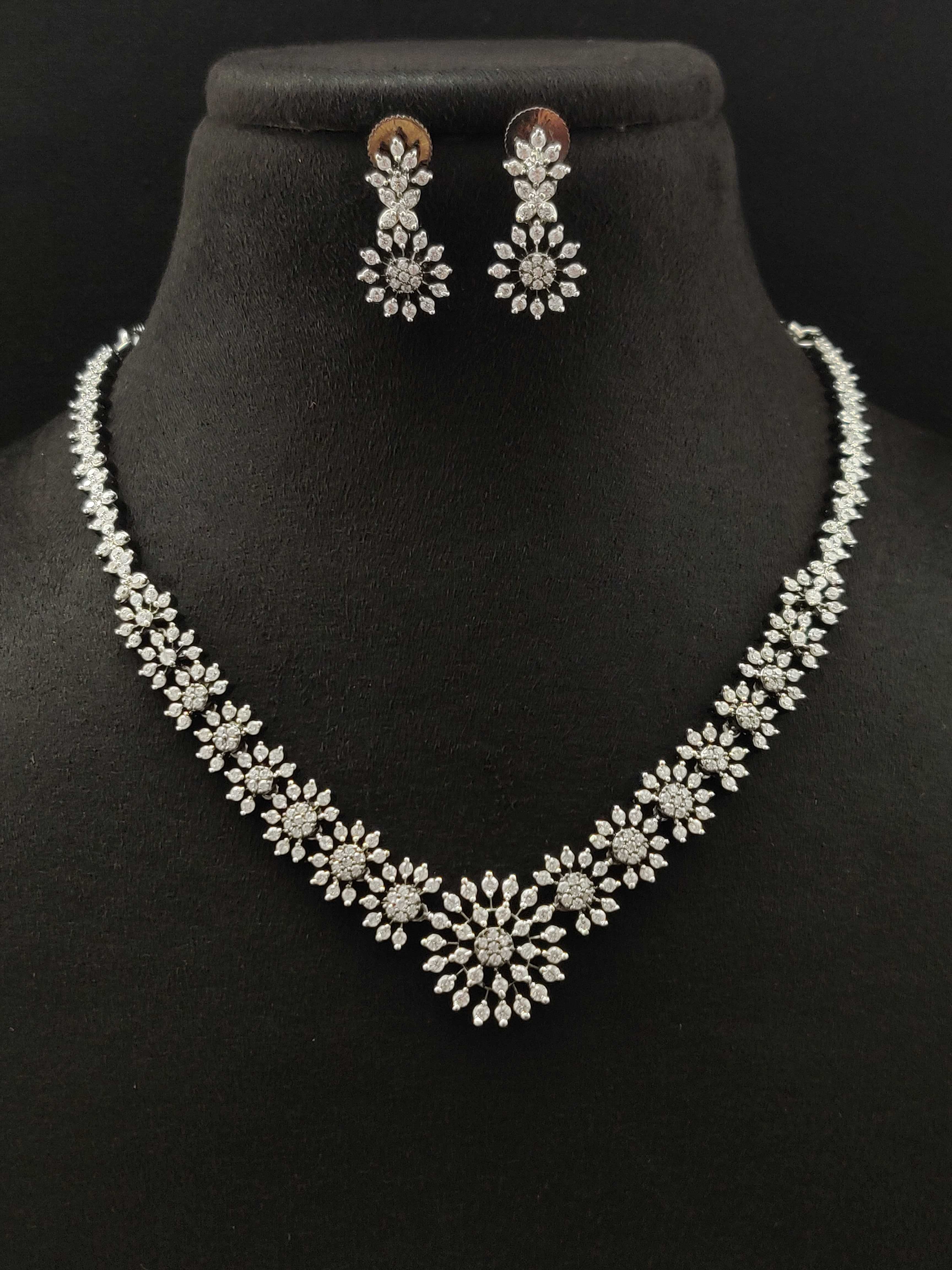 Celestia Carat Crystal Bloom Set (SKU : NS-5128-31)