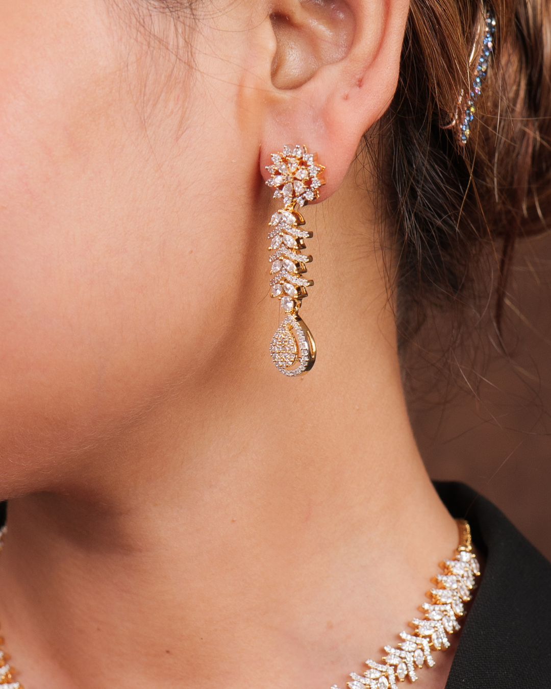 Nurvi : Gold Plated AD Necklace Set