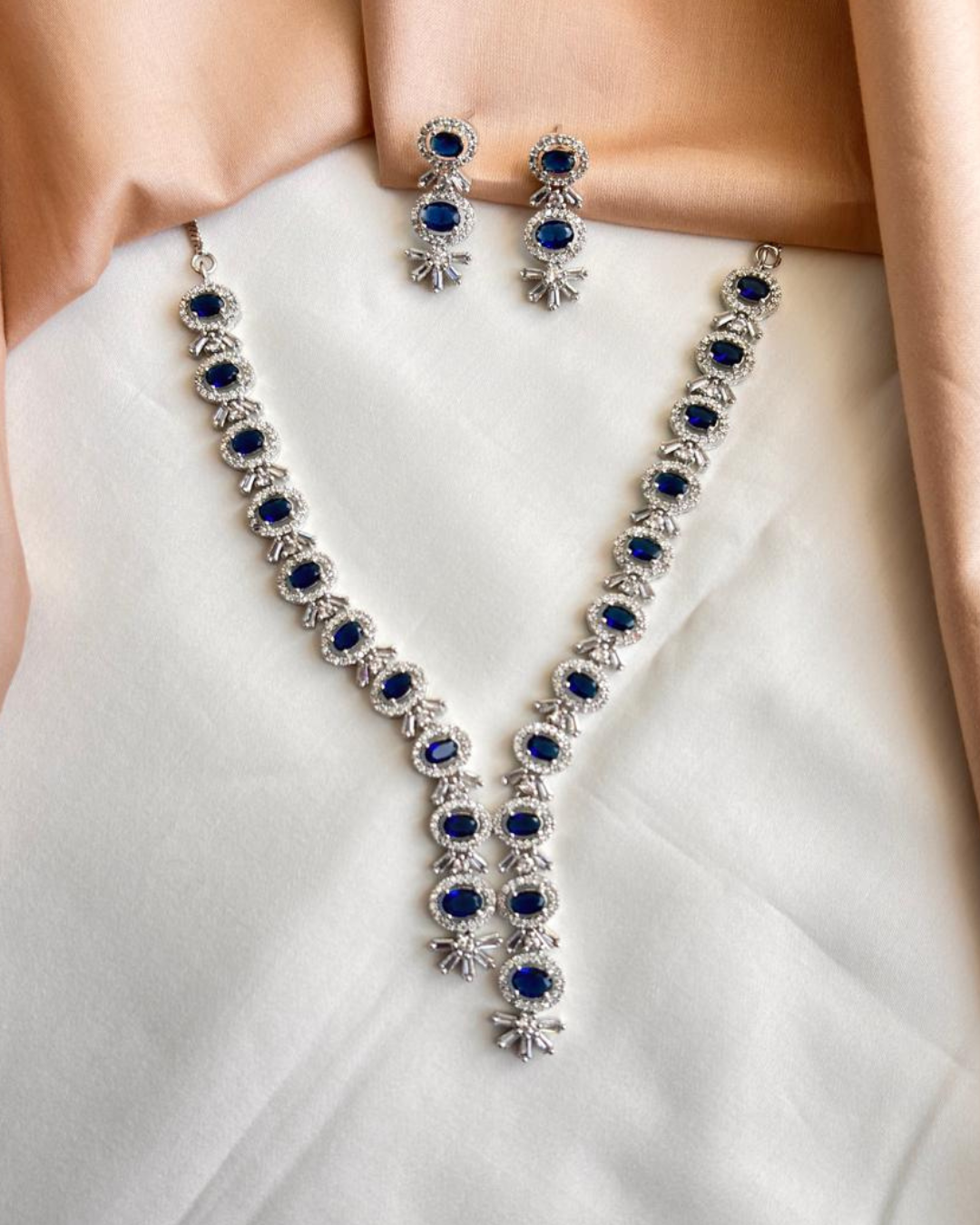 Eraya : Silver Plated AD Necklace Set