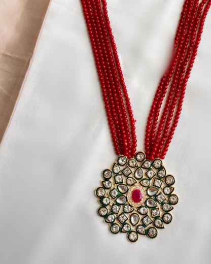 Indu : Kundan Beads Pendant Set