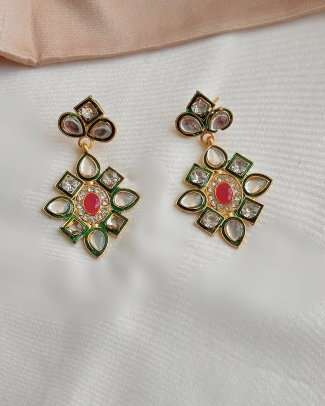 Indu : Kundan Beads Pendant Set