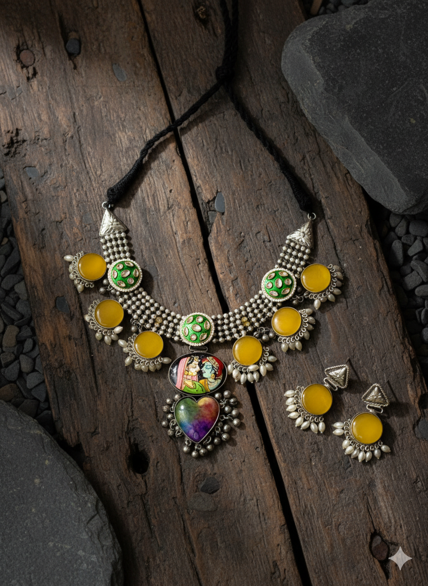 necklace with yellow colour stone
